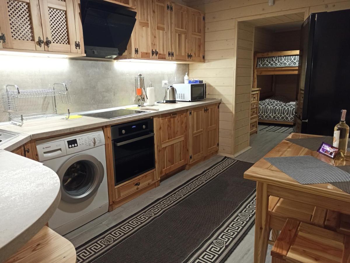 Brand New 2020 Specious Apartment Druzi 2 Poljanytsja Eksteriør bilde