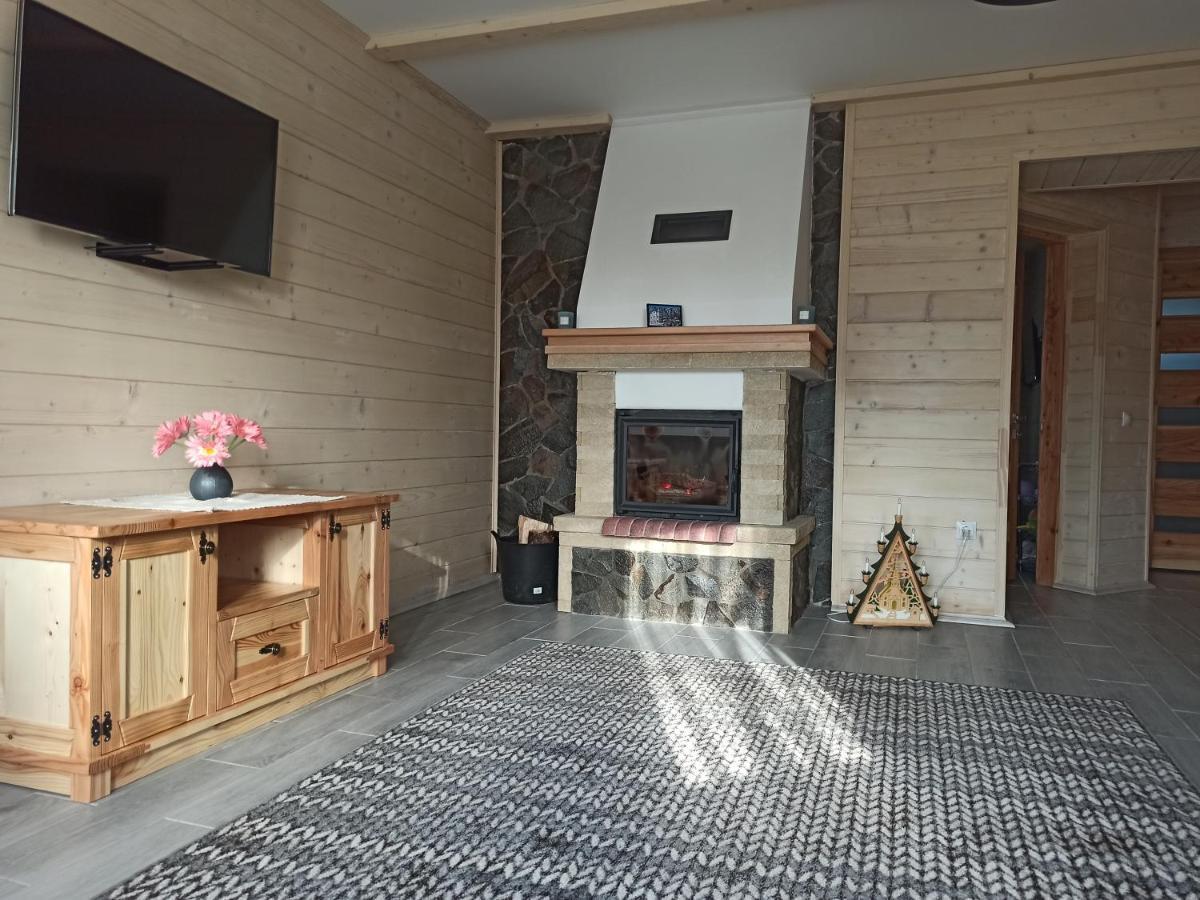 Brand New 2020 Specious Apartment Druzi 2 Poljanytsja Eksteriør bilde